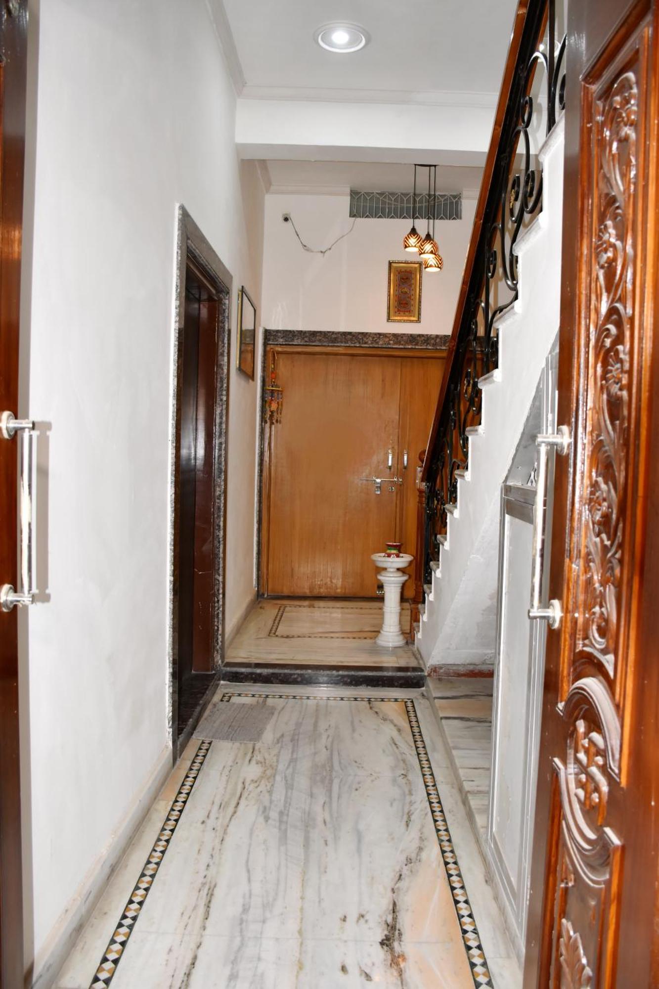 Ramaya Home Stay Varanasi Ngoại thất bức ảnh