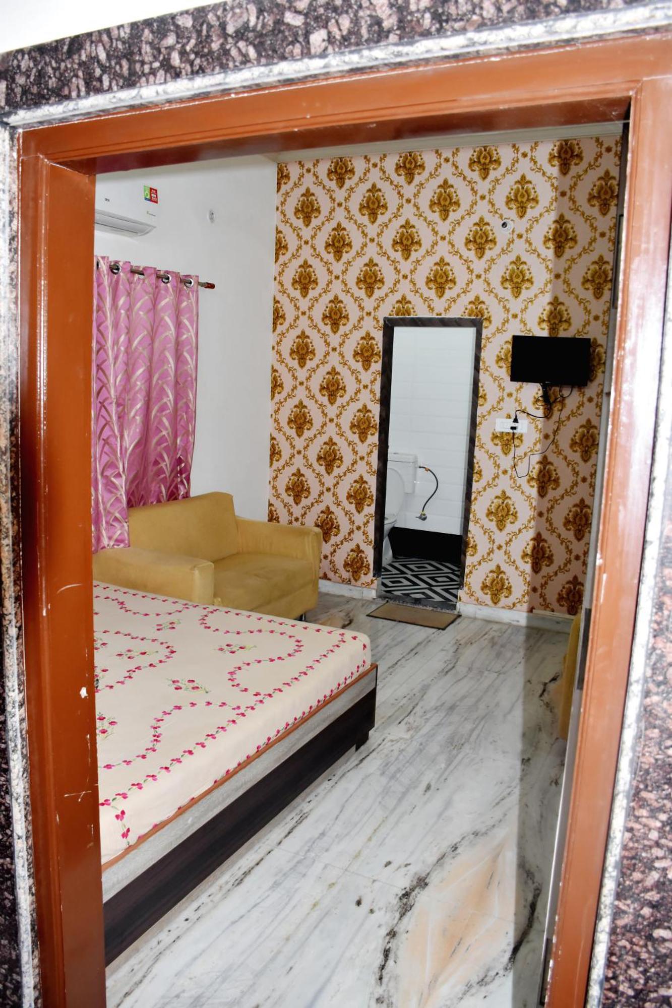 Ramaya Home Stay Varanasi Ngoại thất bức ảnh