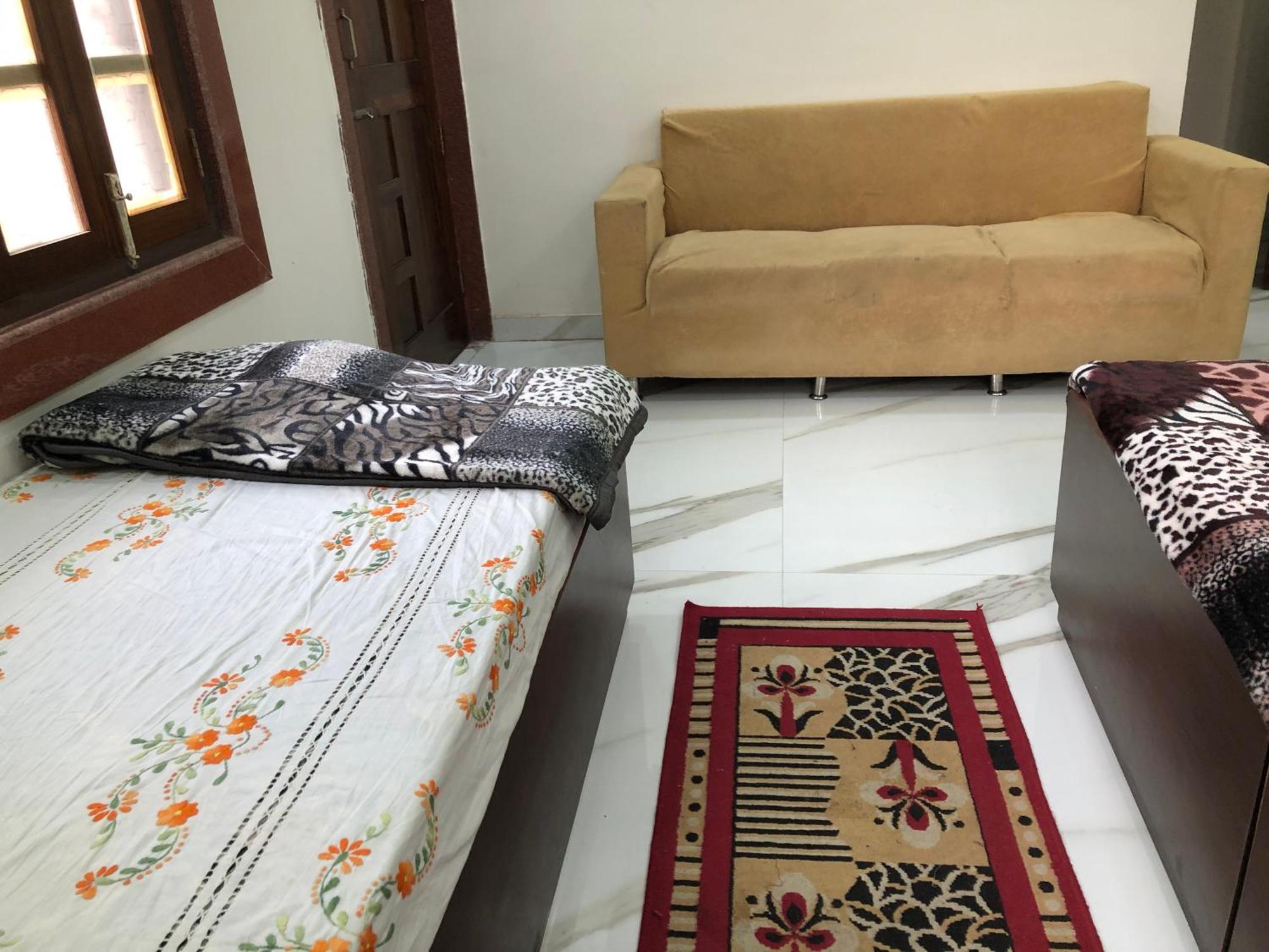 Ramaya Home Stay Varanasi Ngoại thất bức ảnh